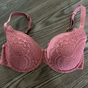 LA SENZA | Pink Lace Bra